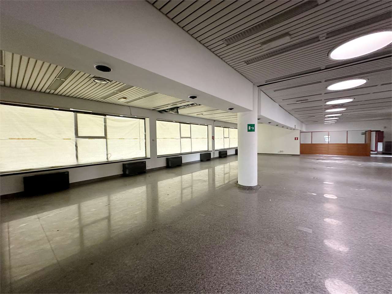 Negozio – Ufficio mq.1500 Montecchio Maggiore