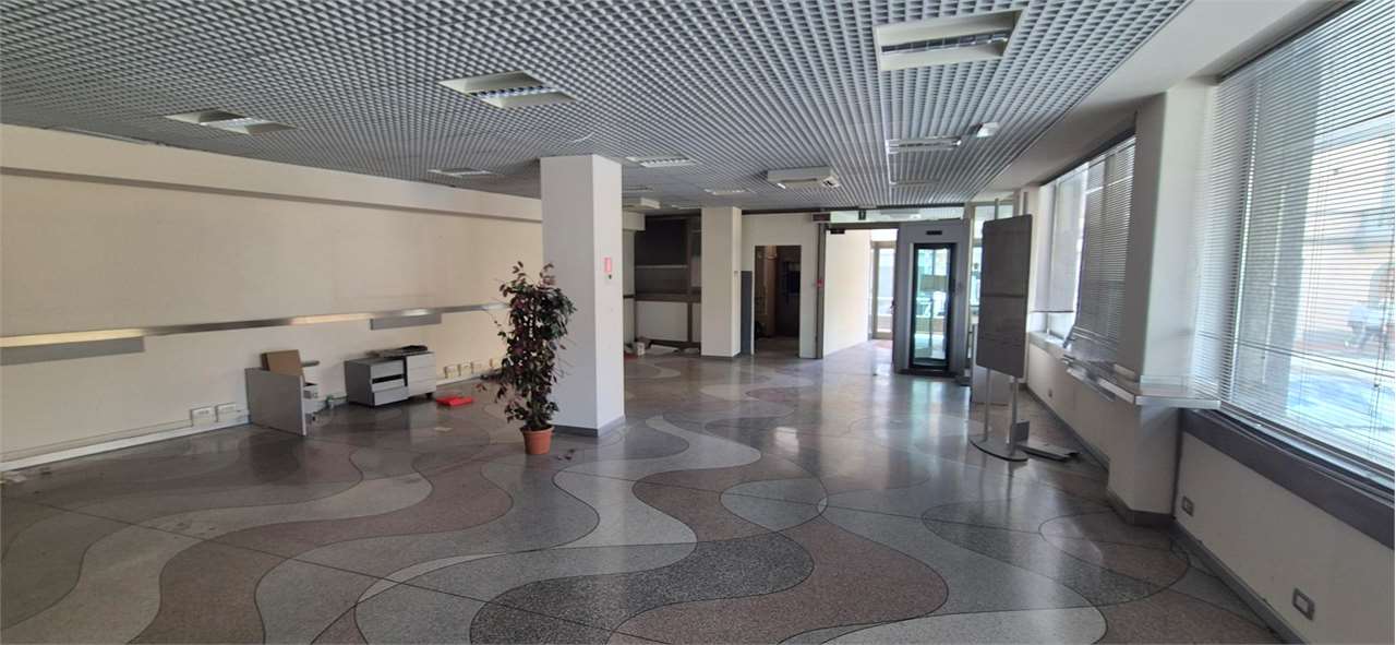Ufficio in locazione  in Corso Roma, 26