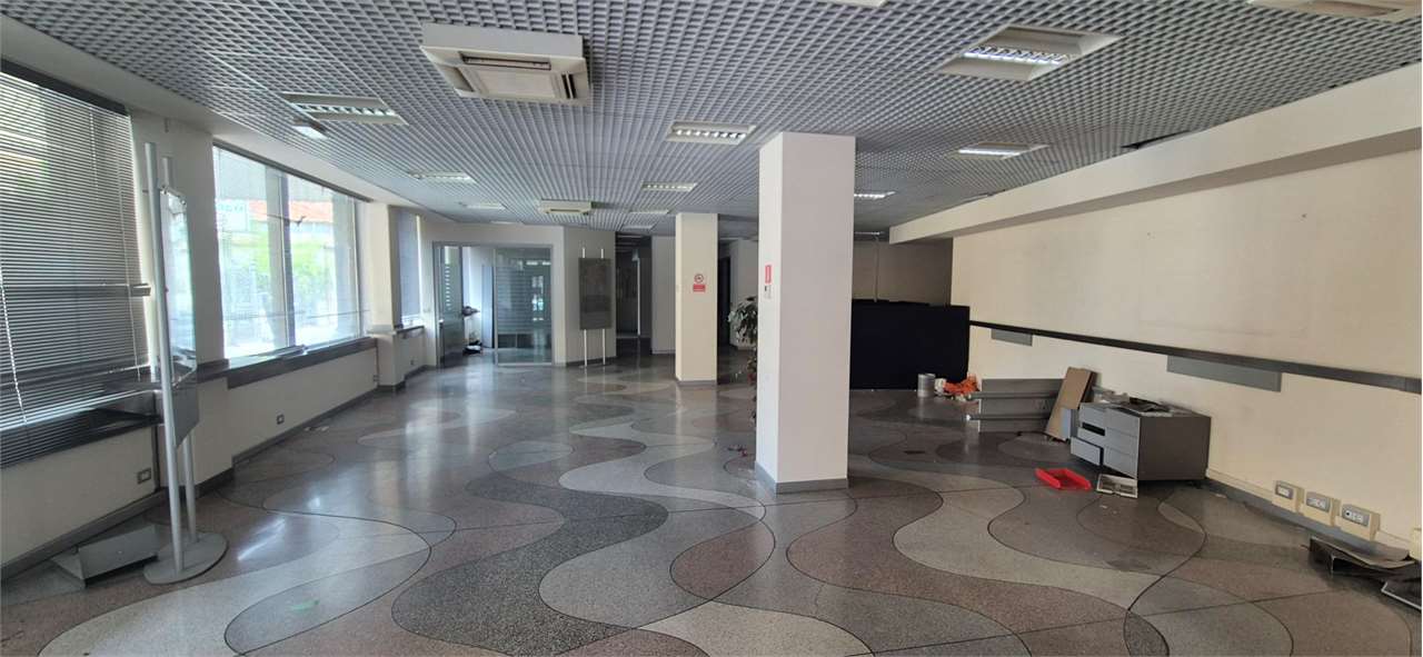 Ufficio in locazione  in Corso Roma, 26