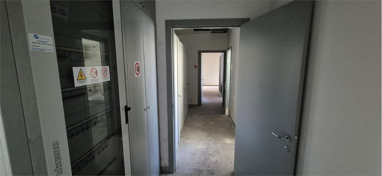 Immobile direzionale a Santa Maria a Monte (PI) in Via Francesca Sud, 338 – località Ponticelli