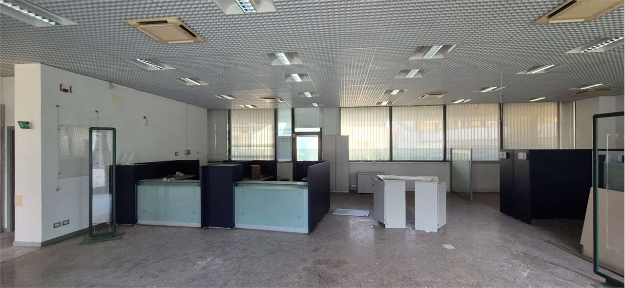 Immobile direzionale a Santa Maria a Monte (PI) in Via Francesca Sud, 338 – località Ponticelli