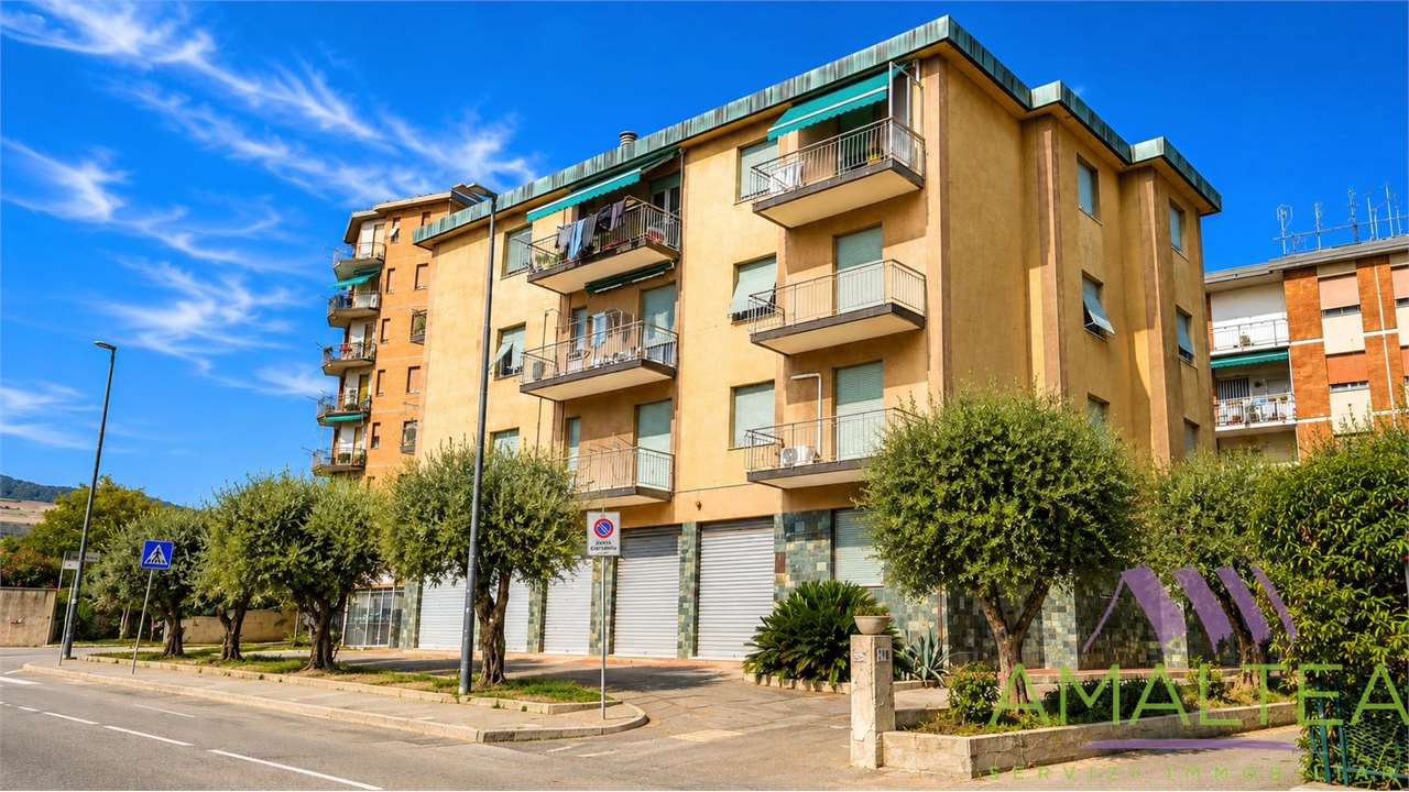 Vado Ligure – Via Sabazia - 4 camere, sala e cucina - tre balconi e box auto

Trovare oggi un appa[...]