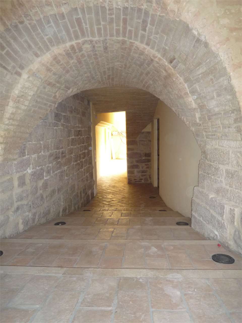 Immobili di prestigio Appartamenti affitto Perugia — Appartamento di prestigio in affitto a Perugia zona Centro storico di pregio — anteprima 29