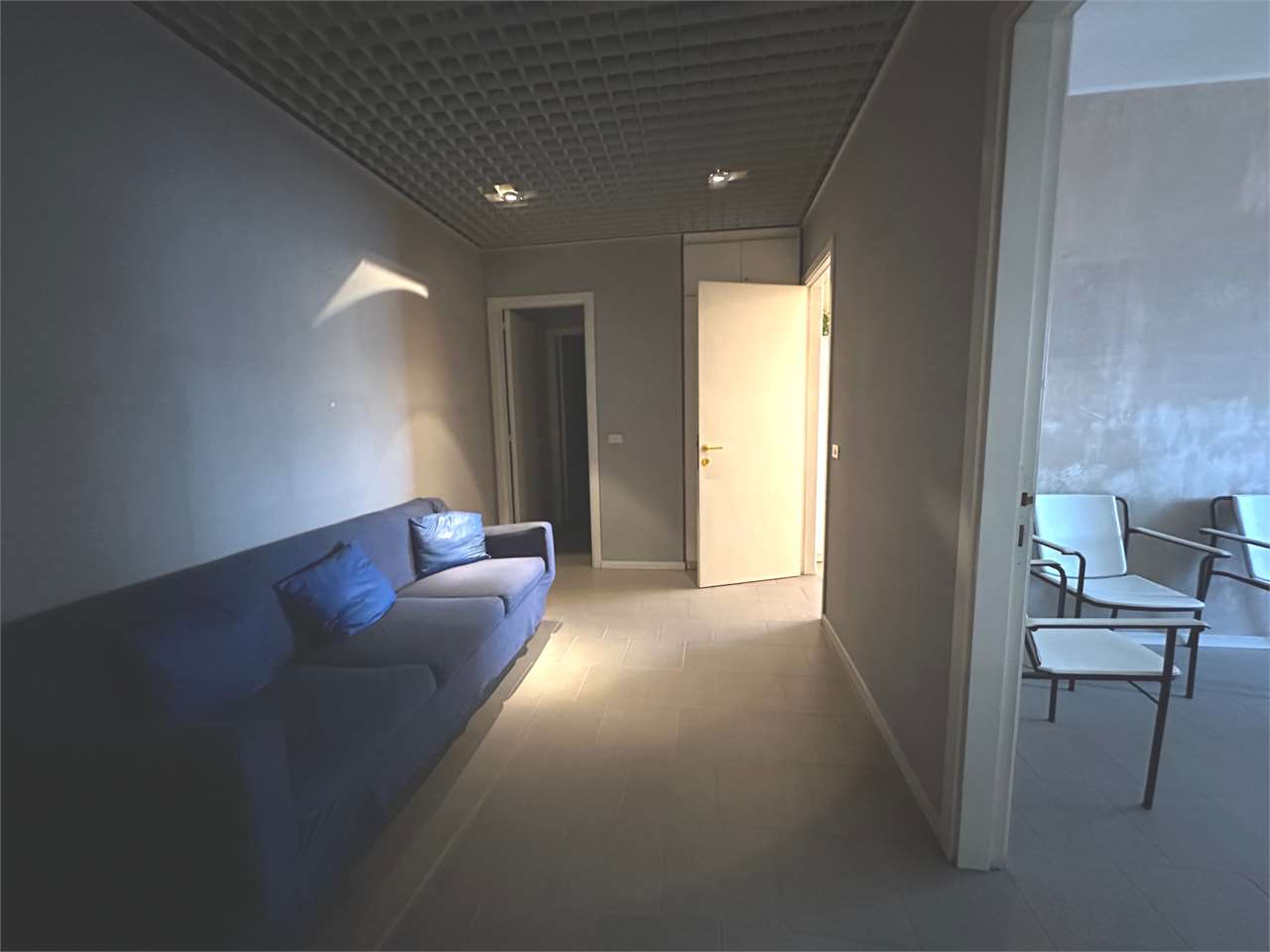 UFFICIO O STUDIO MEDICO IN VENDITA — Casale in vendita a Perugia zona Stazione — anteprima 5