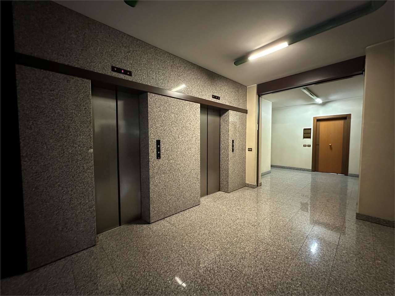 UFFICIO O STUDIO MEDICO IN VENDITA — Casale in vendita a Perugia zona Stazione — anteprima 13