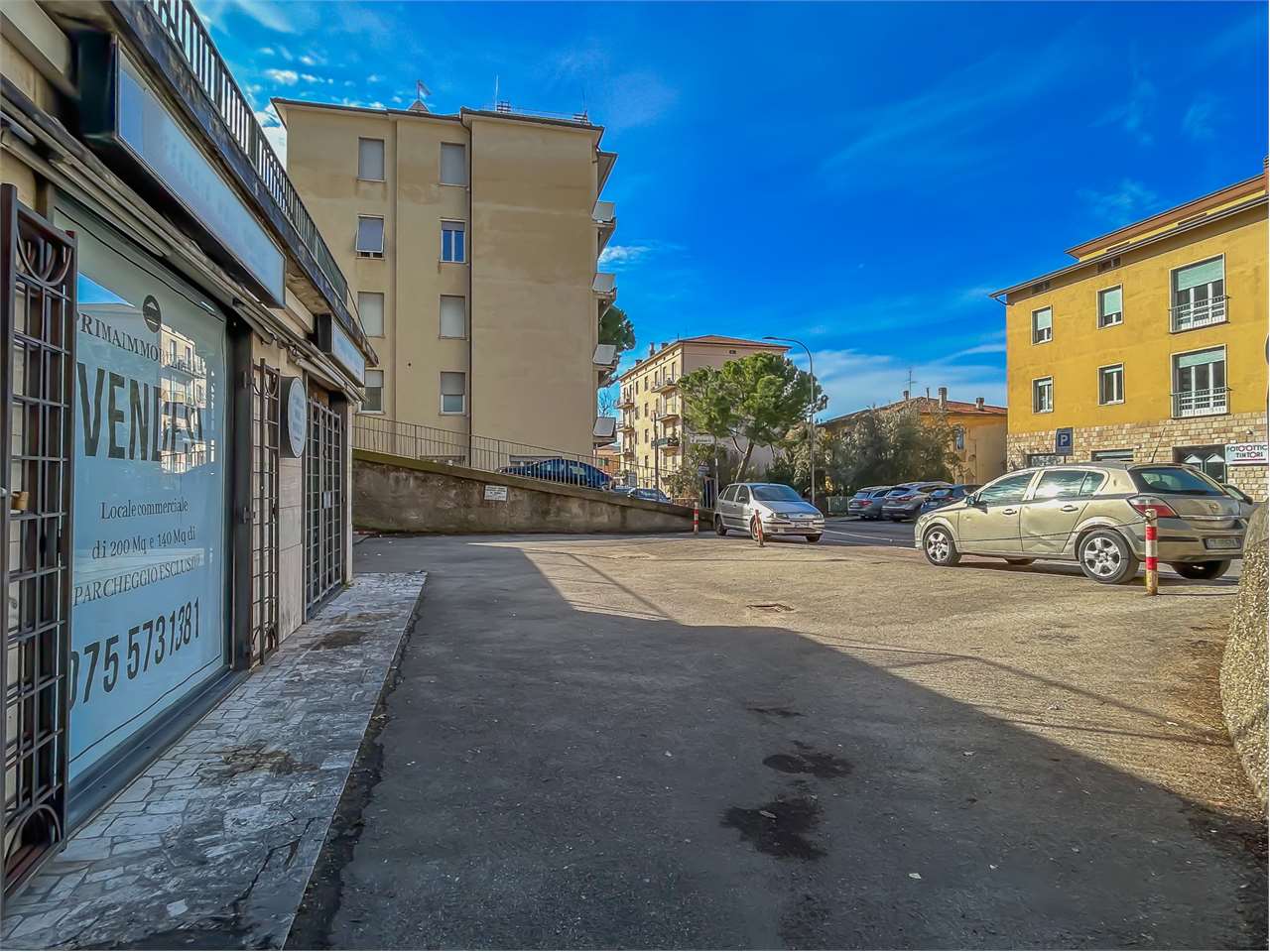 Locale commerciale con parcheggio privato — Villetta in vendita a Perugia zona Filosofi — anteprima 5