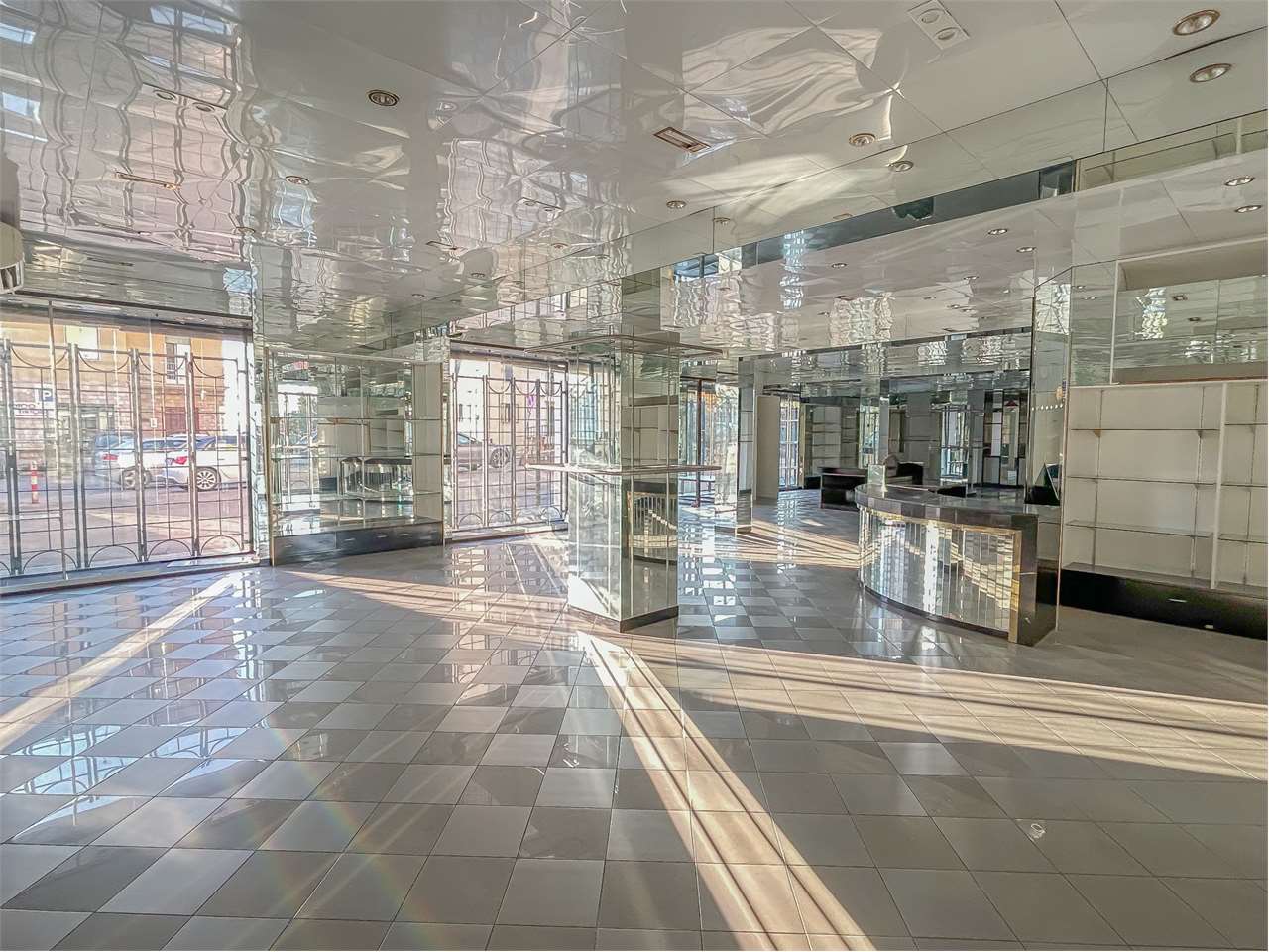 Locale commerciale con parcheggio privato — Villetta in vendita a Perugia zona Filosofi — anteprima 9