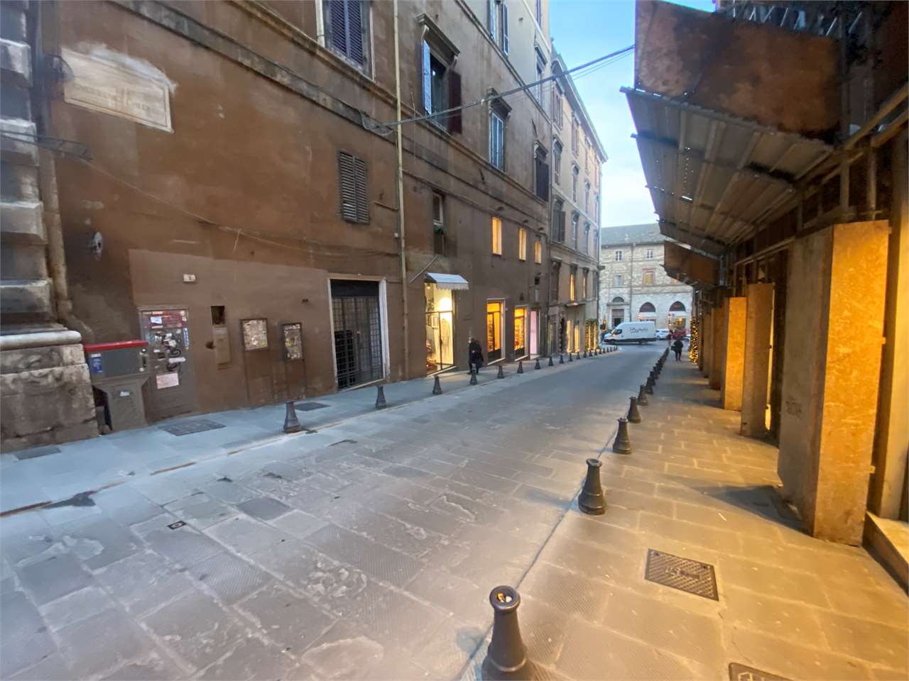Locale Commerciale  in Centro Storico — Villetta in vendita a Perugia zona Centro storico di pregio — anteprima 4