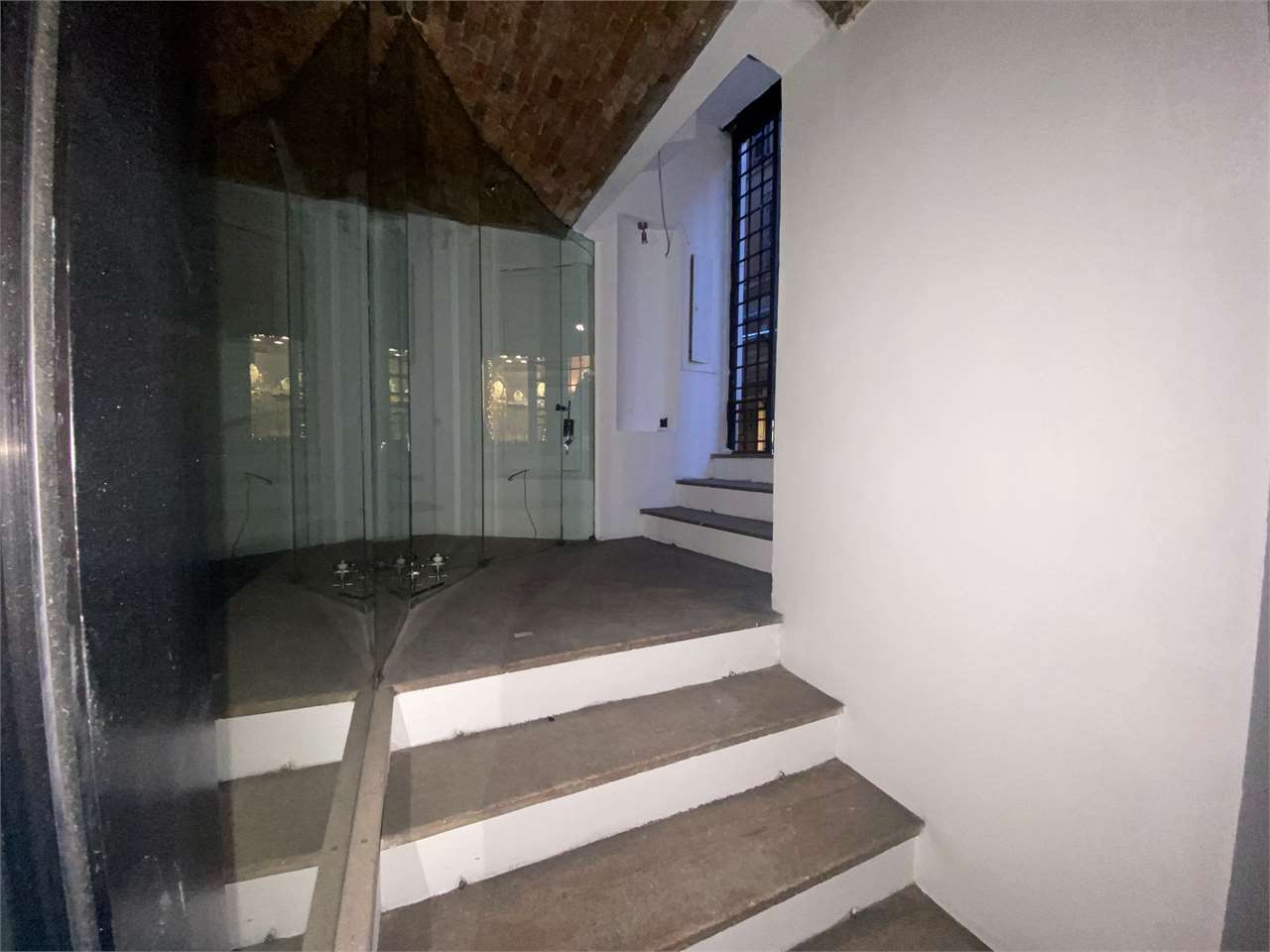 Locale Commerciale  in Centro Storico — Villetta in vendita a Perugia zona Centro storico di pregio — anteprima 11