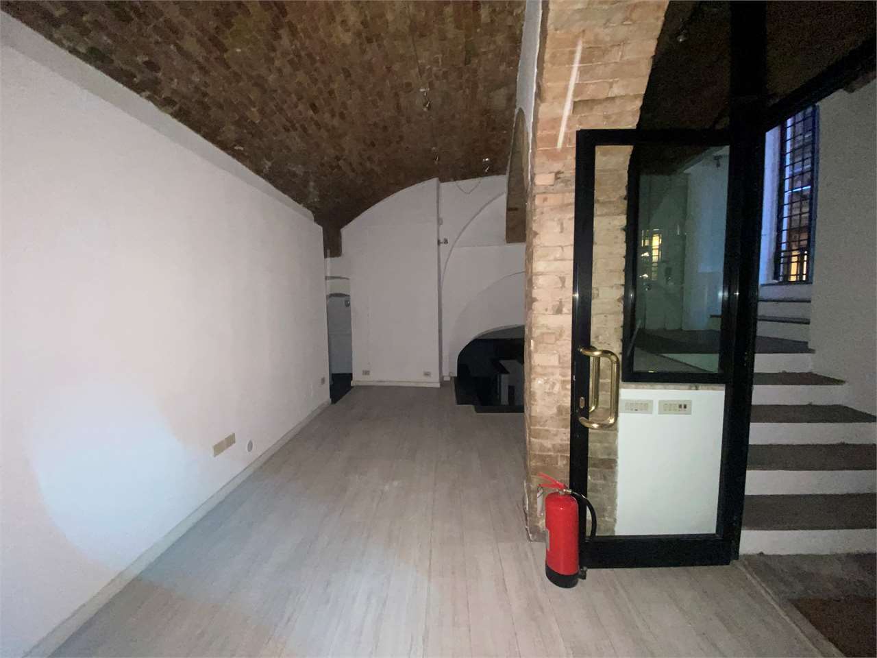 Locale Commerciale  in Centro Storico — Villetta in vendita a Perugia zona Centro storico di pregio — anteprima 12
