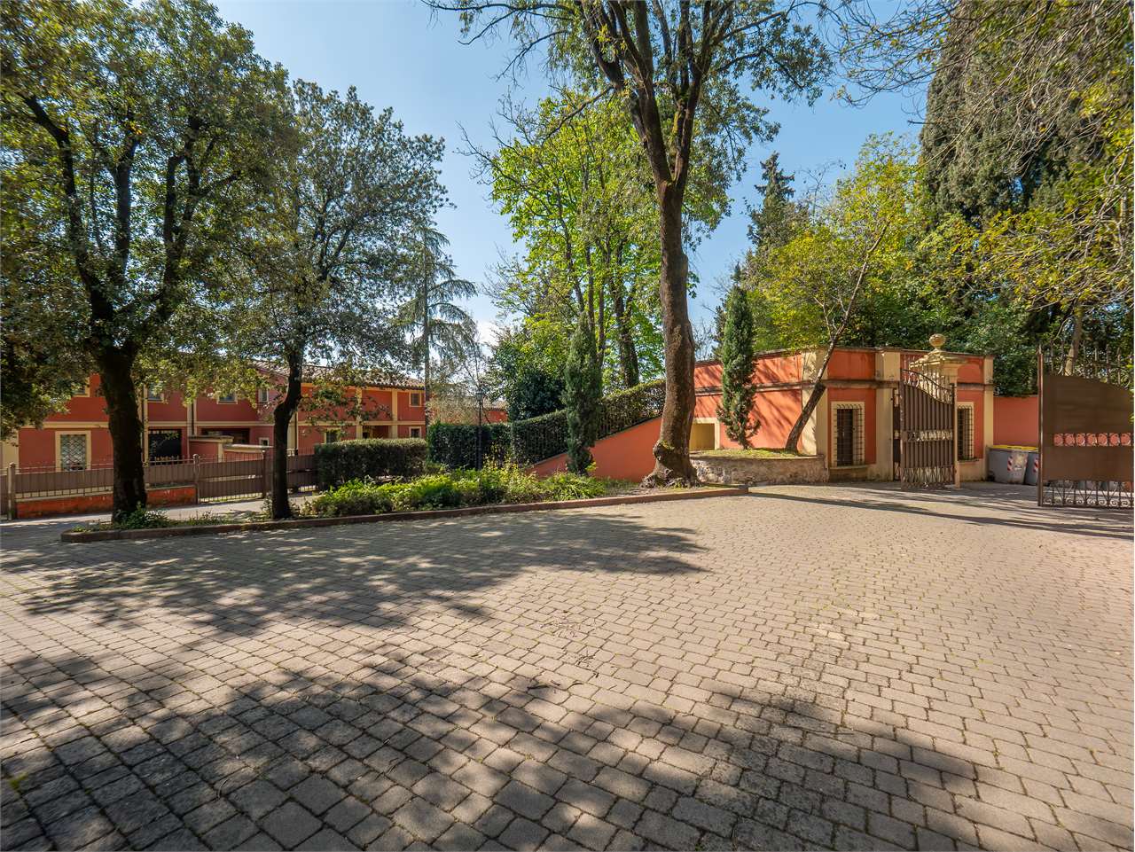 Esclusivo Residence Perugia — Garage di prestigio in vendita a Perugia zona Case Bruciate — anteprima 8