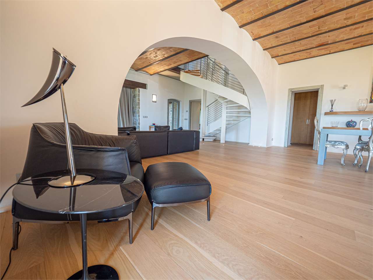 Casale di prestigio ristrutturato con piscina — di prestigio in vendita a Perugia zona Mugnano — anteprima 10