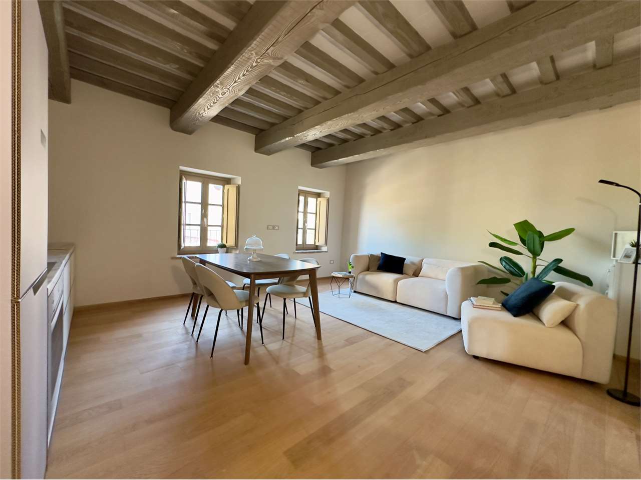 Esclusivo Borgo Antico nel Cuore di Perugia — Villa di prestigio in vendita a Perugia zona San Sisto — anteprima 2
