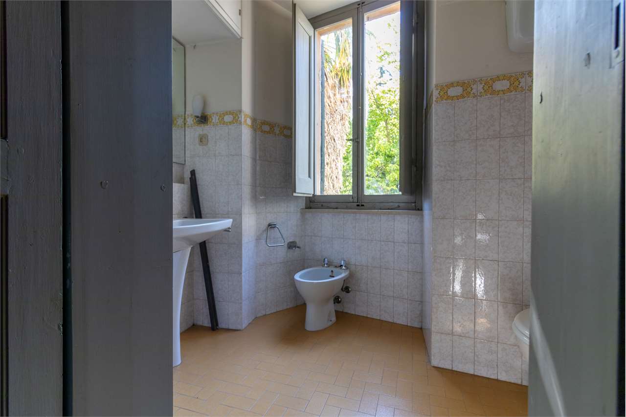 Residenza nobiliare del ‘500 con giardino privato — Appartamento venduto a Spoleto — anteprima 73