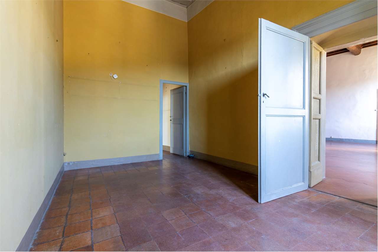Residenza nobiliare del ‘500 con giardino privato — Appartamento venduto a Spoleto — anteprima 76