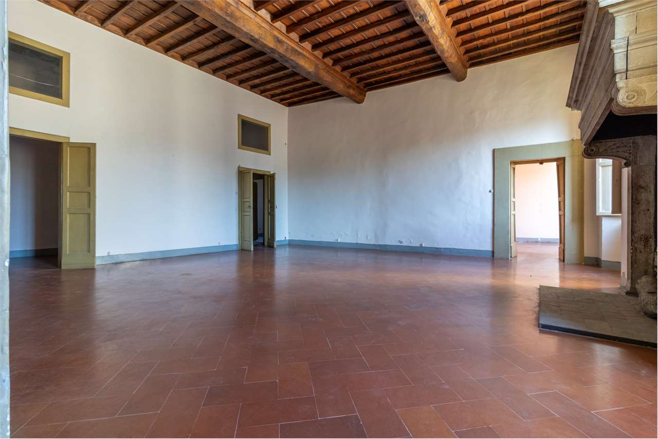 Residenza nobiliare del ‘500 con giardino privato — Appartamento venduto a Spoleto — anteprima 45