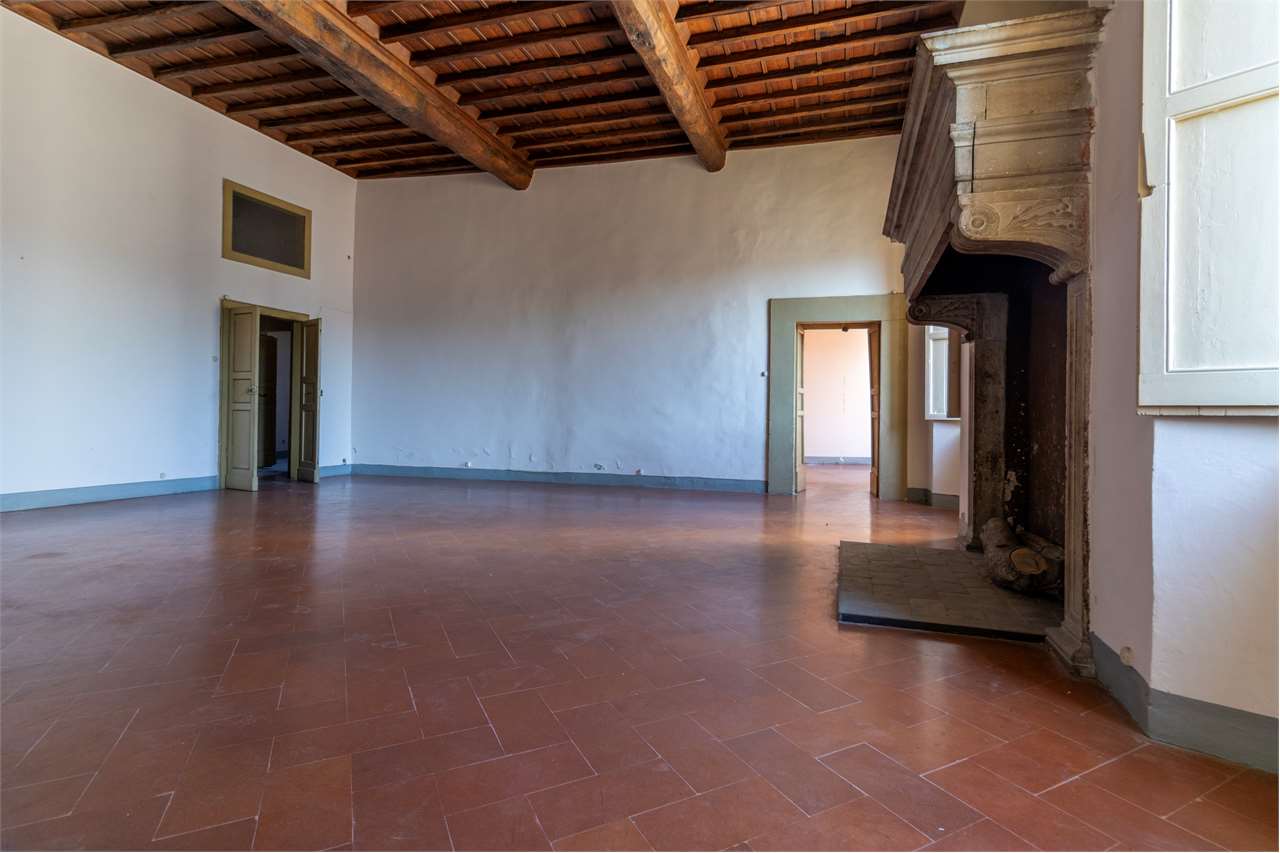Residenza nobiliare del ‘500 con giardino privato — Appartamento venduto a Spoleto — anteprima 27
