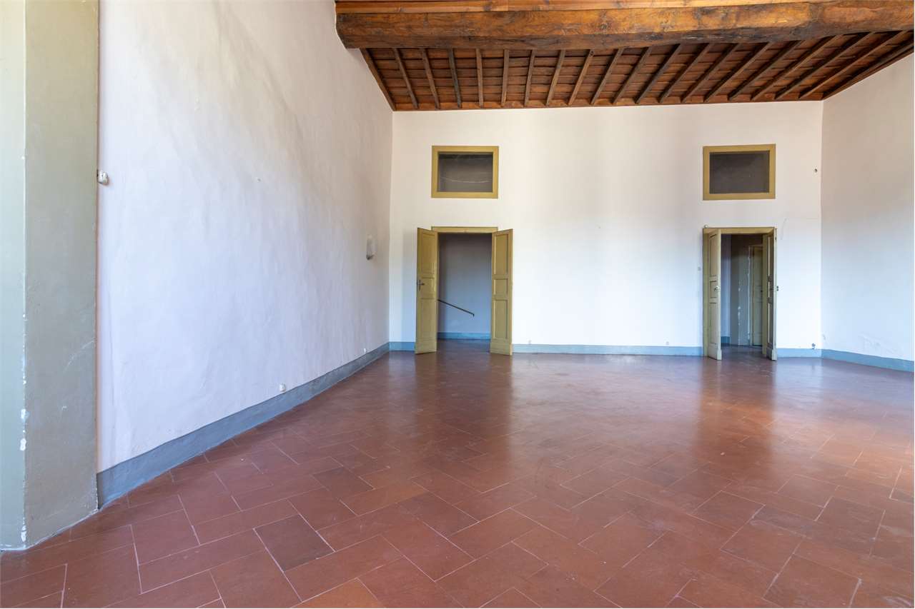 Residenza nobiliare del ‘500 con giardino privato — Appartamento venduto a Spoleto — anteprima 28