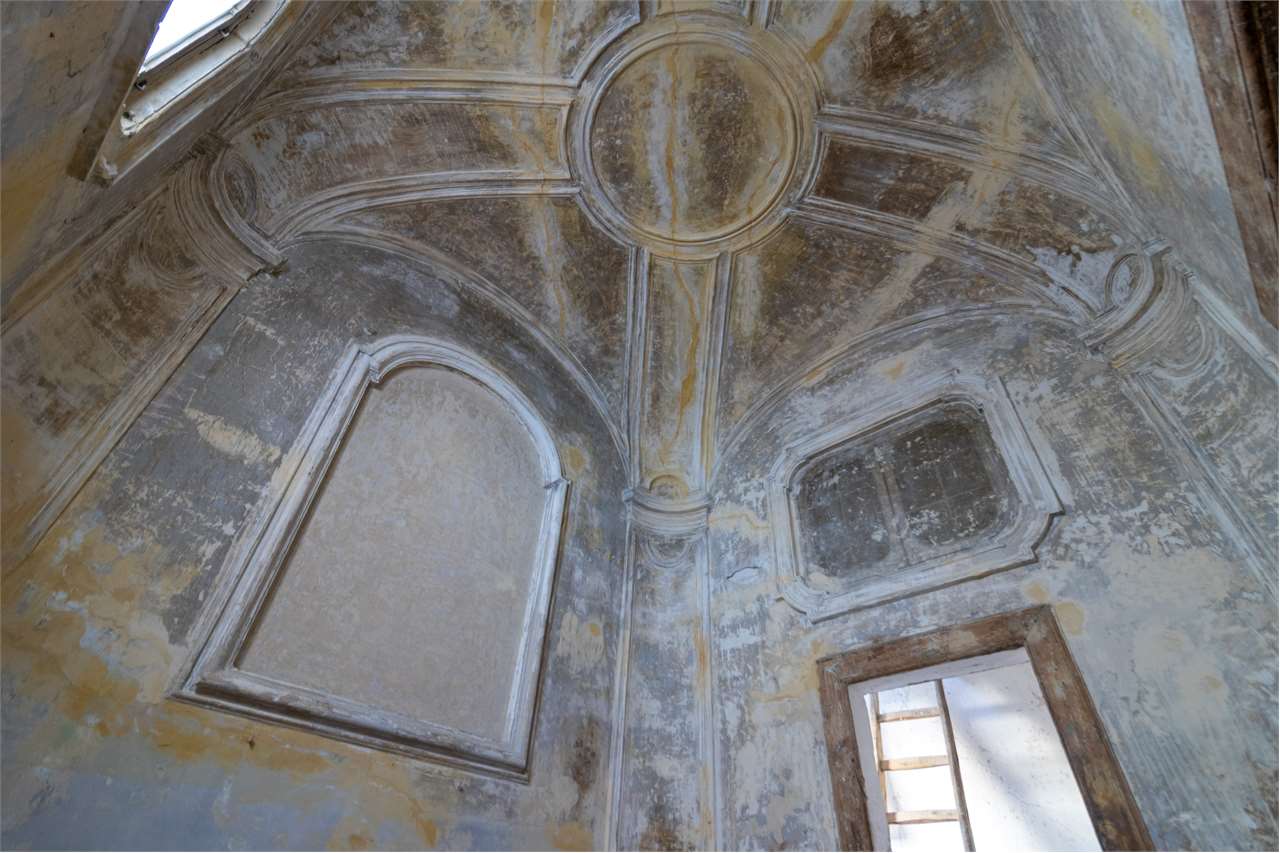 Residenza nobiliare del ‘500 con giardino privato — Appartamento venduto a Spoleto — anteprima 50