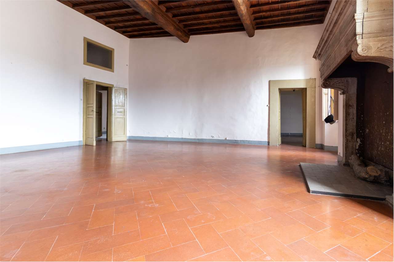 Residenza nobiliare del ‘500 con giardino privato — Appartamento venduto a Spoleto — anteprima 38