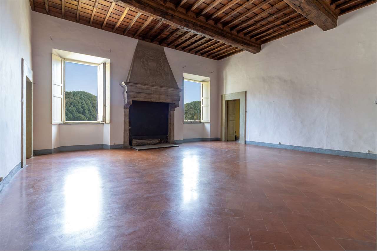 Residenza nobiliare del ‘500 con giardino privato — Appartamento venduto a Spoleto — anteprima 22