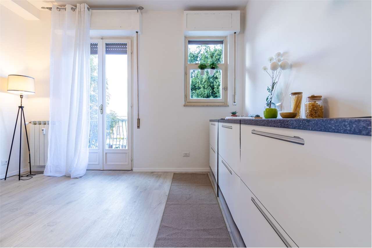 Ampio appartamento ristrutturato con garage in zona centrale — venduto a Spoleto — anteprima 20