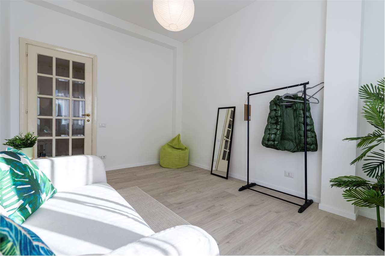 Ampio appartamento ristrutturato con garage in zona centrale — venduto a Spoleto — anteprima 47