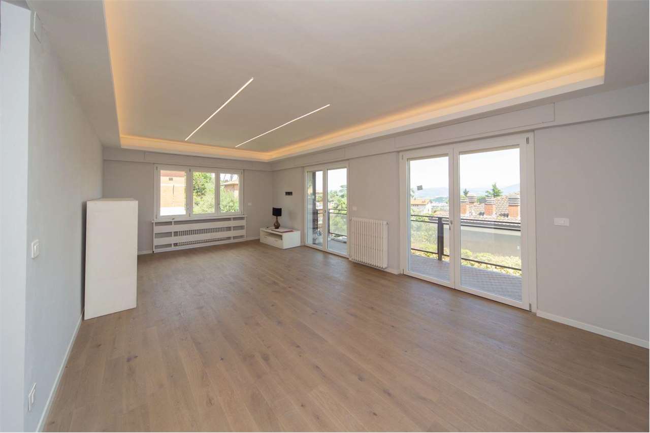 Appartamento Prestigioso Perugia Montebello — Appartamento di prestigio in vendita a Perugia — anteprima 6