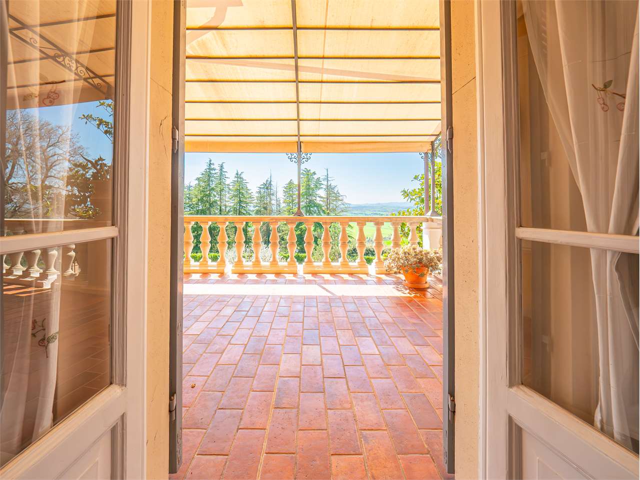 Villa di Charme a Perugia — Commerciale di prestigio in vendita a Perugia — anteprima 13