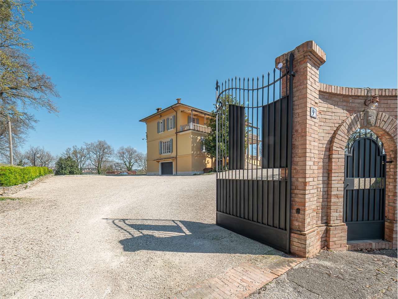Villa di Charme a Perugia — Commerciale di prestigio in vendita a Perugia — anteprima 17