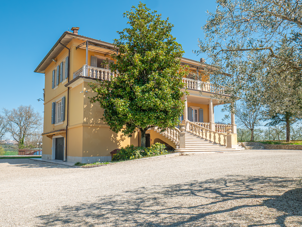 Villa di Charme a Perugia — Commerciale di prestigio in vendita a Perugia — anteprima 18