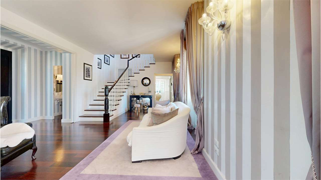 Villa di Lusso con Piscina San Vetturino Perugia — Commerciale di prestigio in vendita a Perugia zona Montebello — anteprima 8