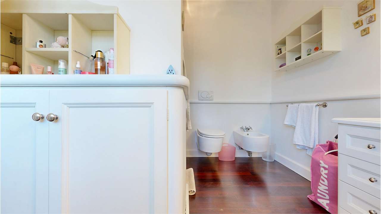 Villa di Lusso con Piscina San Vetturino Perugia — Commerciale di prestigio in vendita a Perugia zona Montebello — anteprima 23