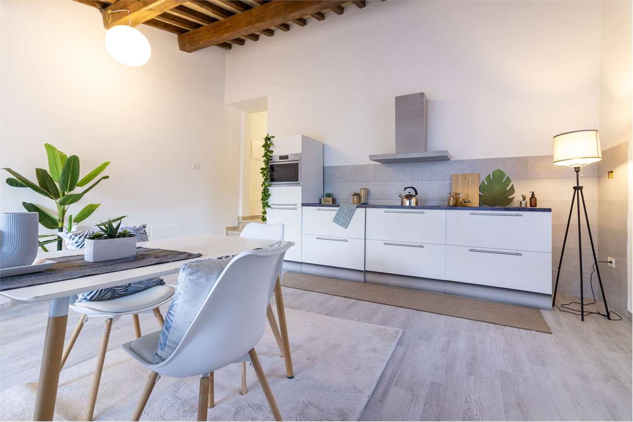 Eclusivo Duplex panoramico con ascensore, ristrutturato. — di prestigio in vendita a Spoleto — anteprima 9