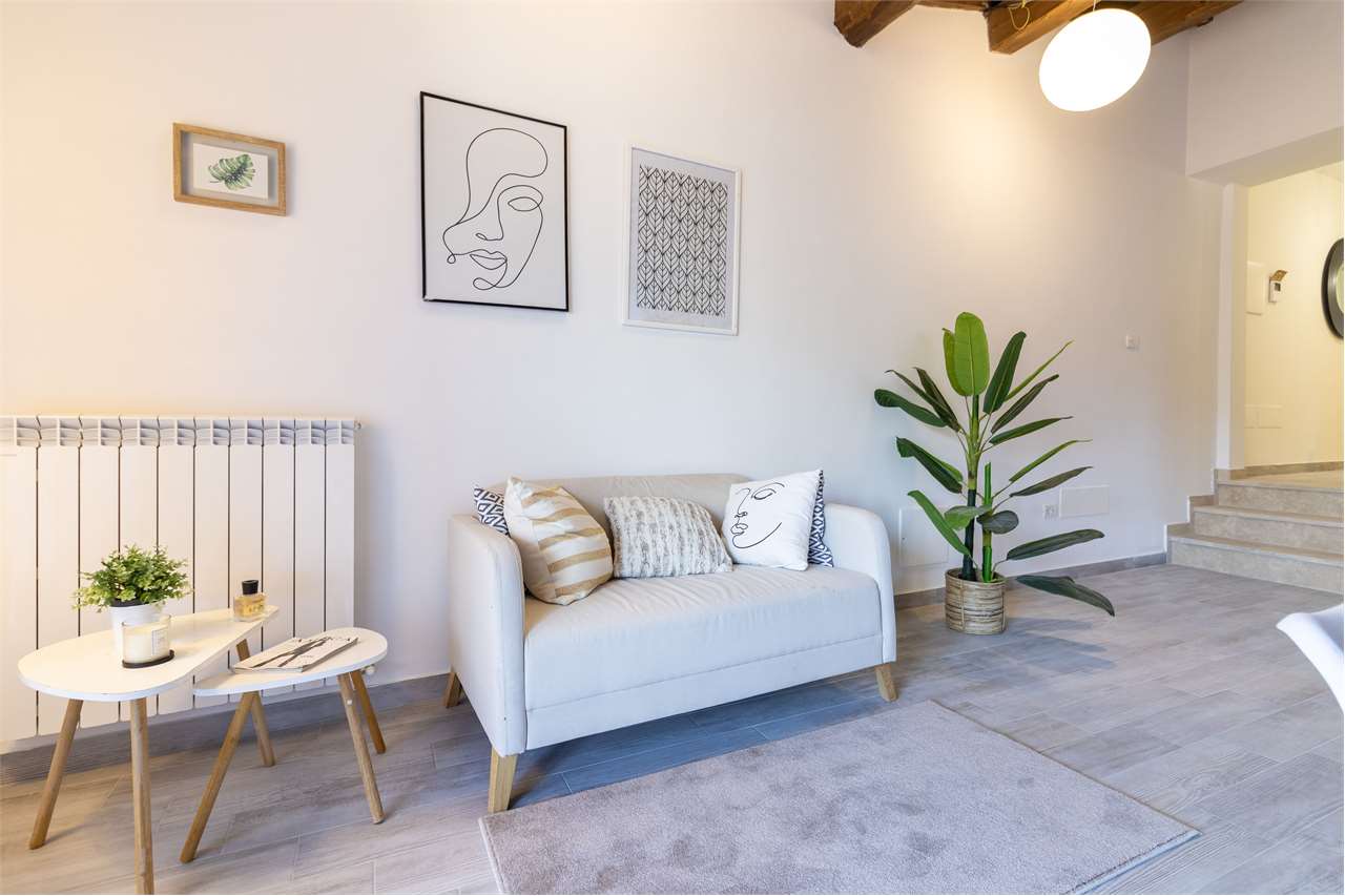 Eclusivo Duplex panoramico con ascensore, ristrutturato. — di prestigio in vendita a Spoleto — anteprima 14