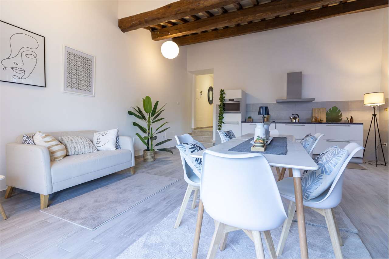Eclusivo Duplex panoramico con ascensore, ristrutturato. — di prestigio in vendita a Spoleto — anteprima 15