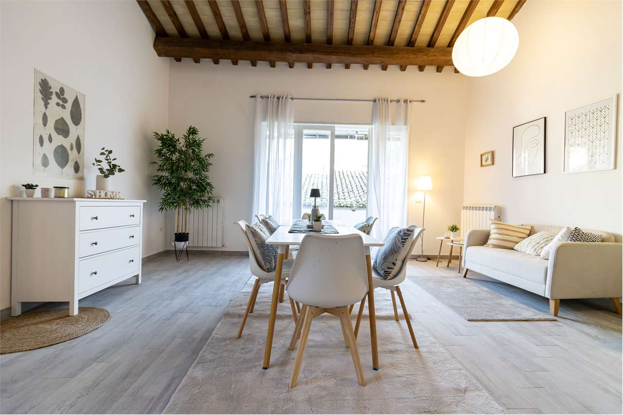 Eclusivo Duplex panoramico con ascensore, ristrutturato. — di prestigio in vendita a Spoleto — anteprima 19