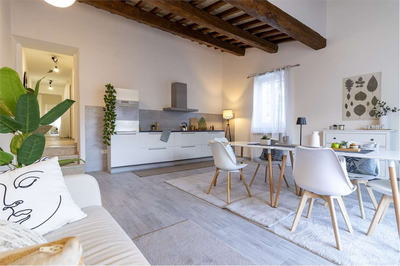 Eclusivo Duplex panoramico con ascensore, ristrutturato. — di prestigio in vendita a Spoleto — anteprima 23