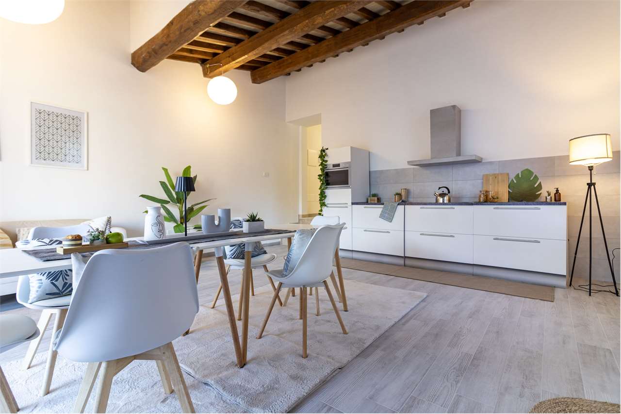 Eclusivo Duplex panoramico con ascensore, ristrutturato. — di prestigio in vendita a Spoleto — anteprima 27
