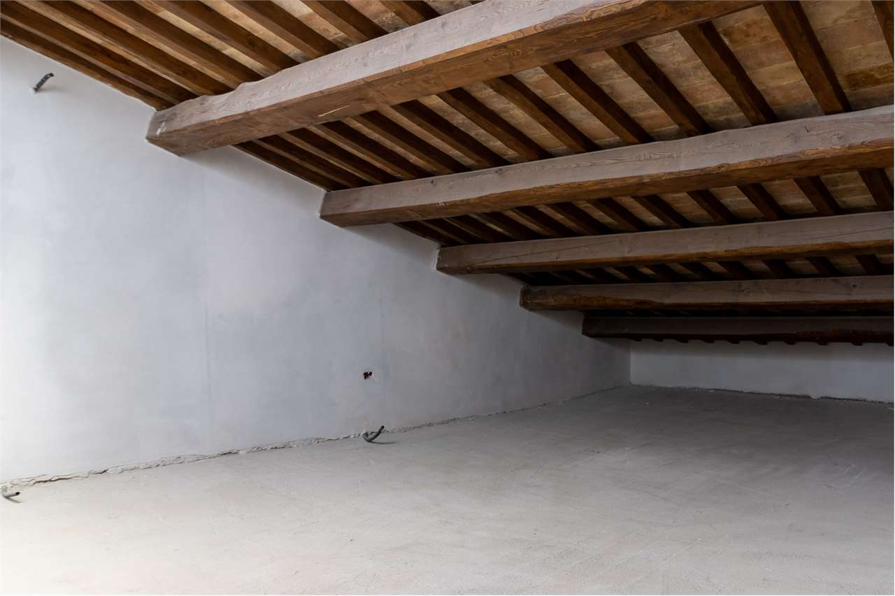 Eclusivo Duplex panoramico con ascensore, ristrutturato. — di prestigio in vendita a Spoleto — anteprima 42