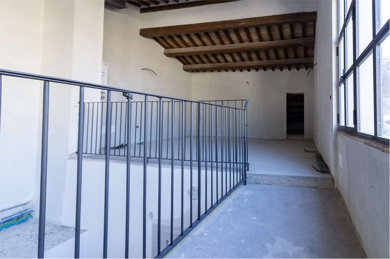 Eclusivo Duplex panoramico con ascensore, ristrutturato. — di prestigio in vendita a Spoleto — anteprima 44