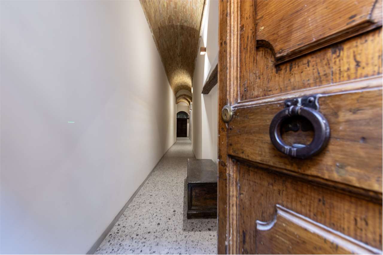 Eclusivo Duplex panoramico con ascensore, ristrutturato. — di prestigio in vendita a Spoleto — anteprima 79