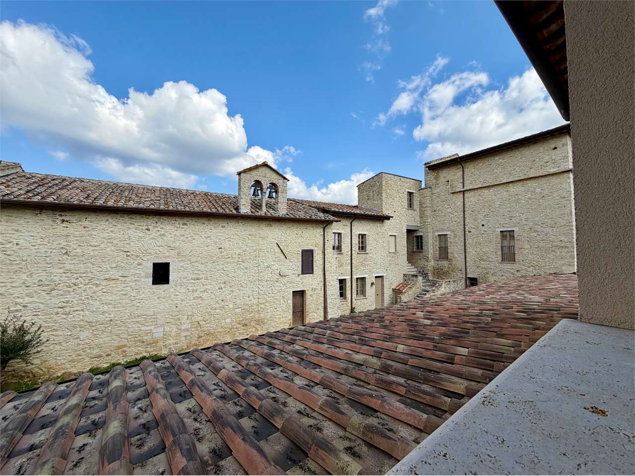 Esclusivo Borgo Antico nel Cuore di Perugia — Villetta di prestigio in vendita a Perugia zona San Sisto — anteprima 25