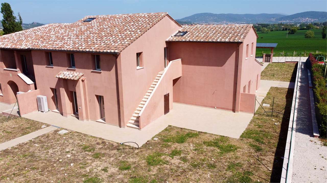 Appartamento classe energetica A4 Perugia — in vendita a Perugia zona Castel del Piano — anteprima 3