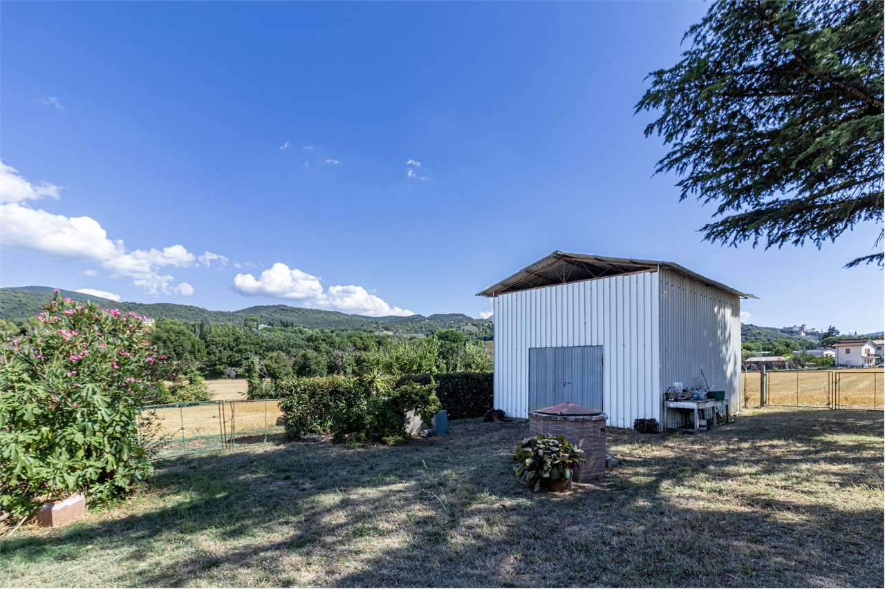 SPOLETO – VILLA STORICA DEL ‘400 CON PARCO PRIVATO — di prestigio in vendita a Spoleto — anteprima 52