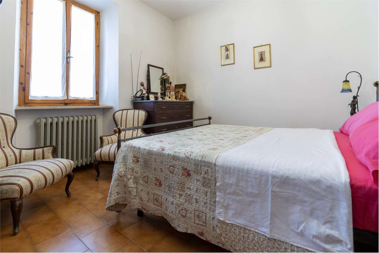 SPOLETO – VILLA STORICA DEL ‘400 CON PARCO PRIVATO — di prestigio in vendita a Spoleto — anteprima 42