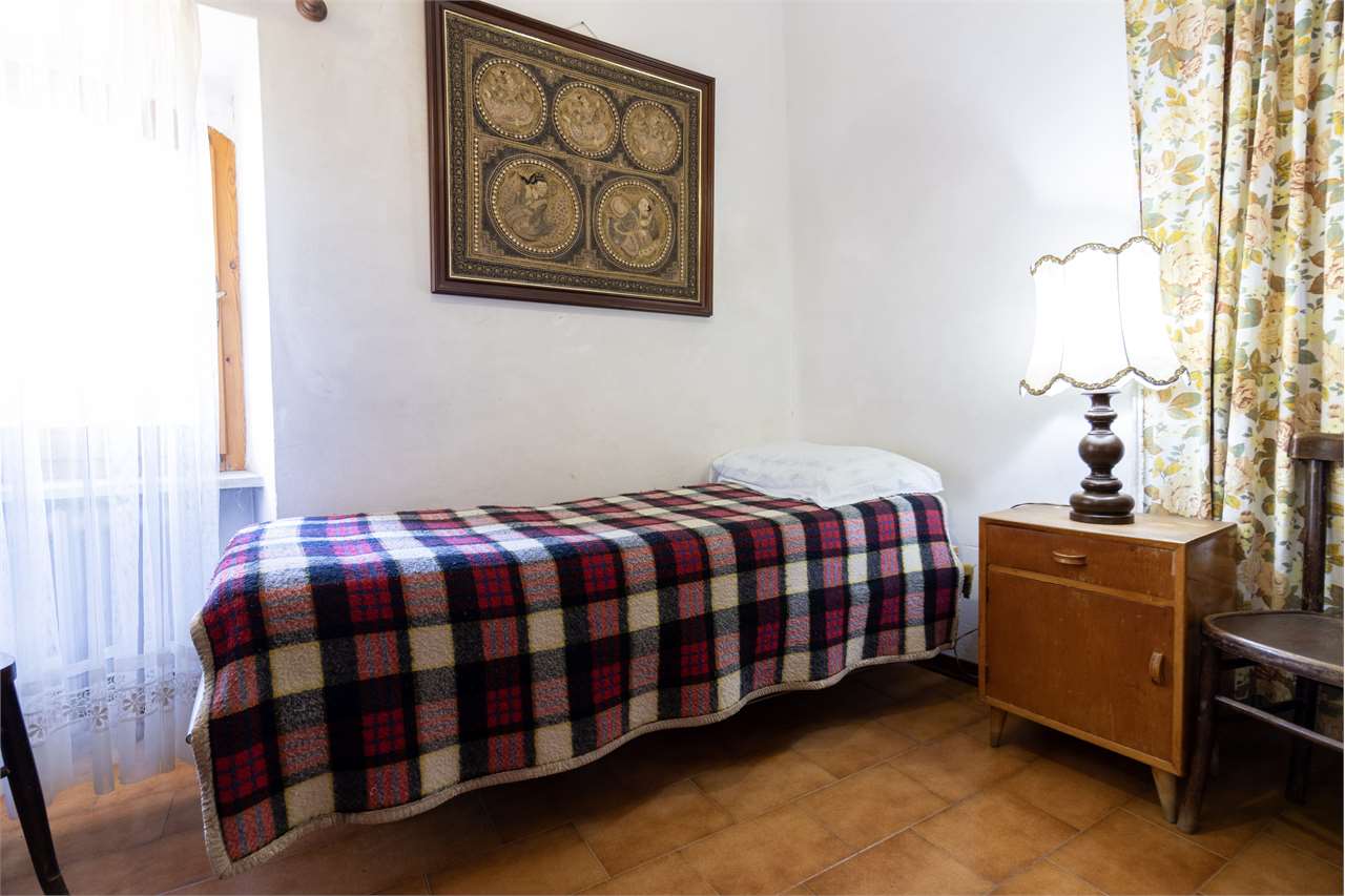 SPOLETO – VILLA STORICA DEL ‘400 CON PARCO PRIVATO — di prestigio in vendita a Spoleto — anteprima 46