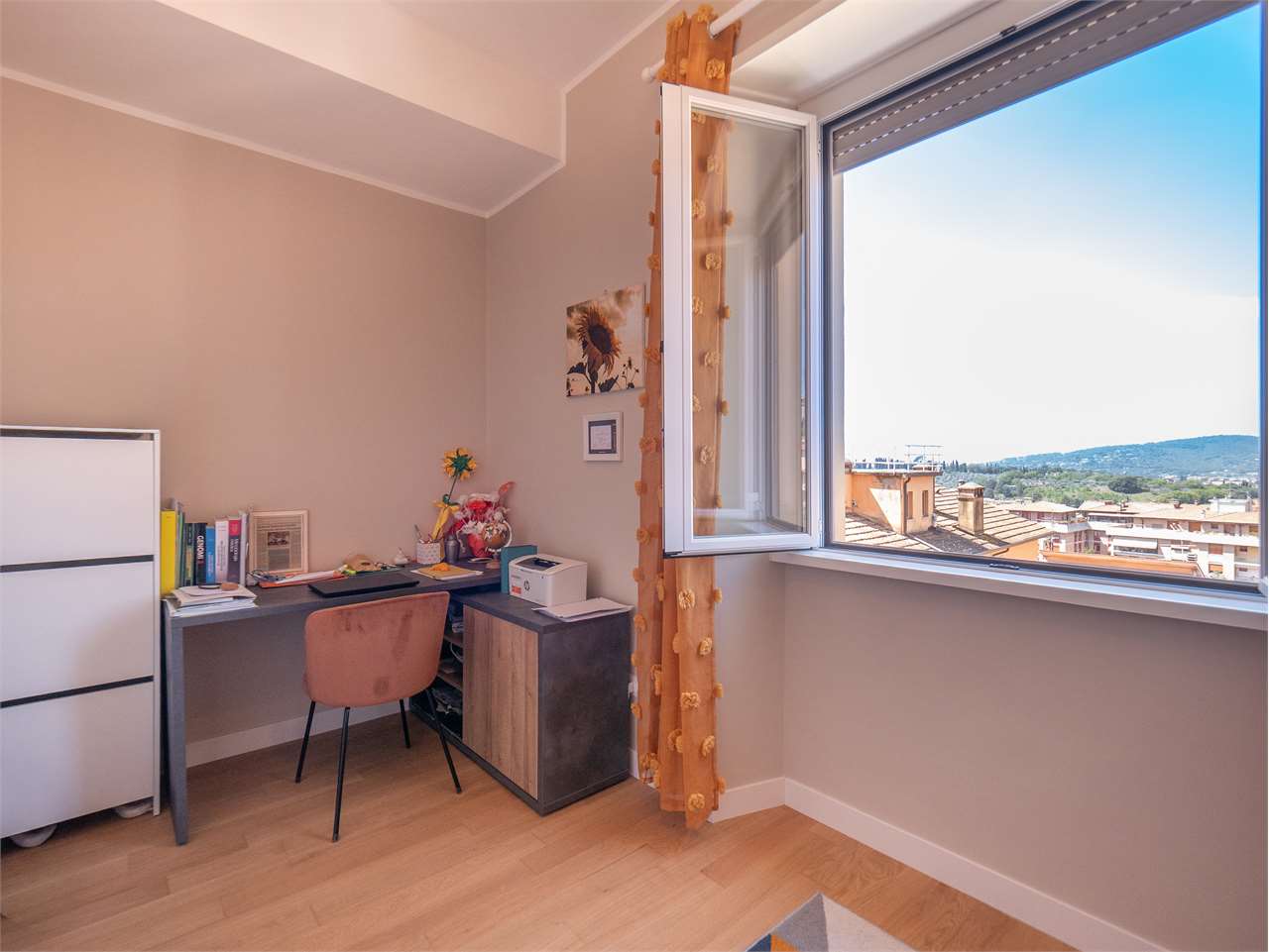 Appartamento RISTRUTTURATO con tre camere — Appartamento in vendita a Perugia zona Filosofi — anteprima 45