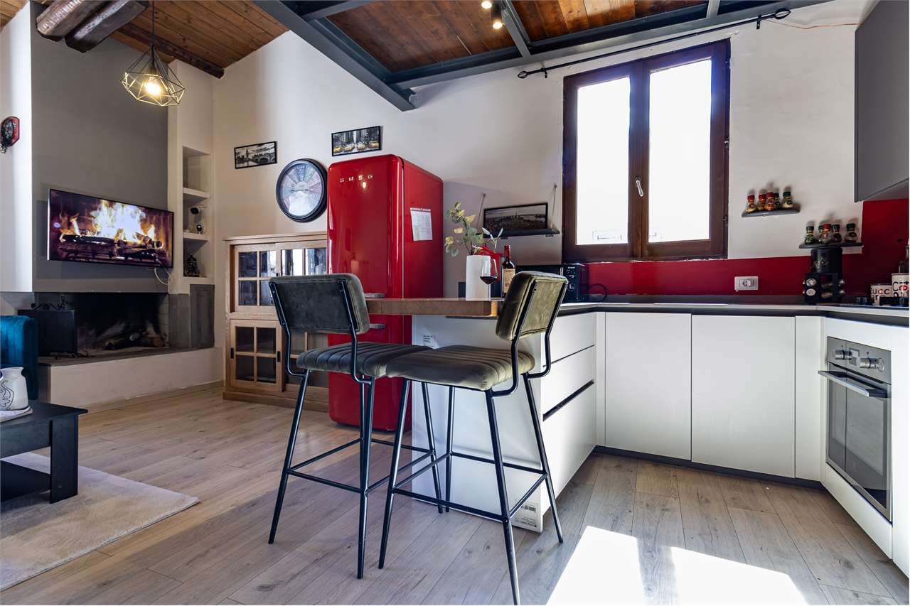 Affascinante appartamento recentemente ristrutturato in centro storico a Spoleto — in vendita a Spoleto — anteprima 27