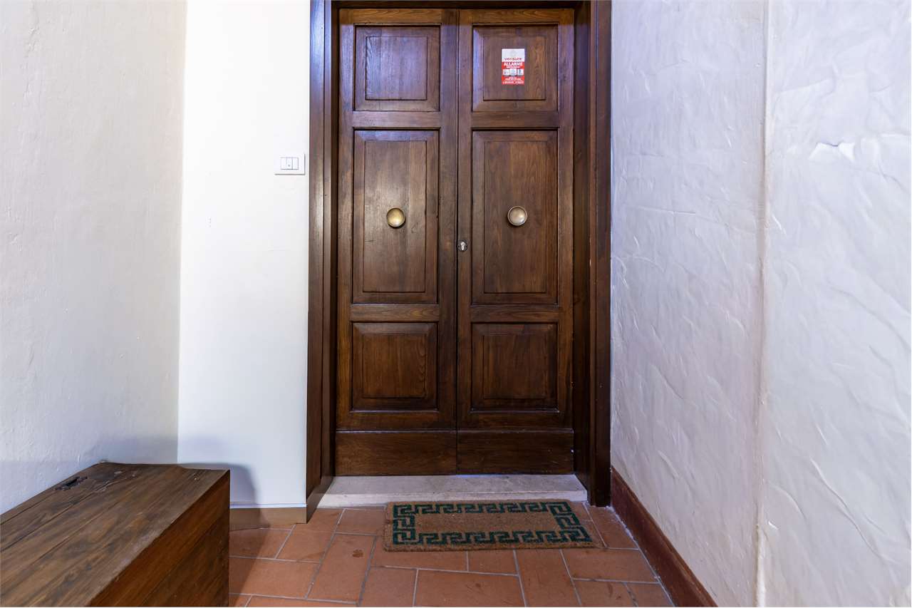 Affascinante appartamento recentemente ristrutturato in centro storico a Spoleto — in vendita a Spoleto — anteprima 78